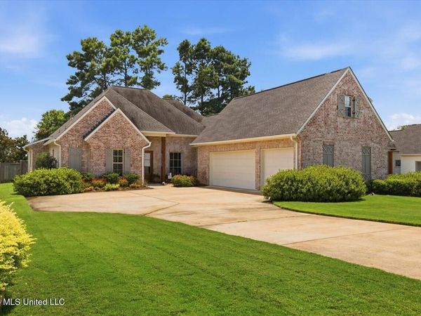 304 Colony Court, Madison, MS 39110