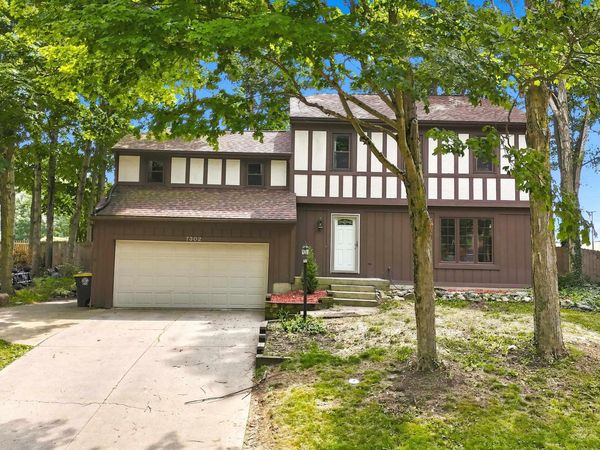 7302 River Ranch Court, Fort Wayne, IN 46835