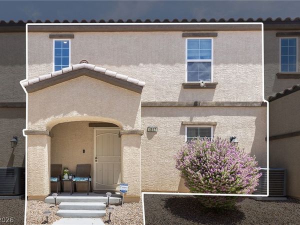 4525 Woolcomber Street, Las Vegas, NV 89115