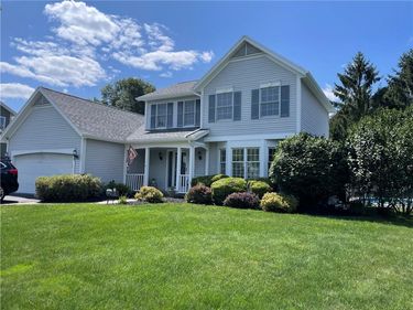 10 Woodworth Street , Victor, NY 14564