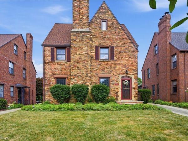 2579 Fenwick Road , University Heights, OH 44118