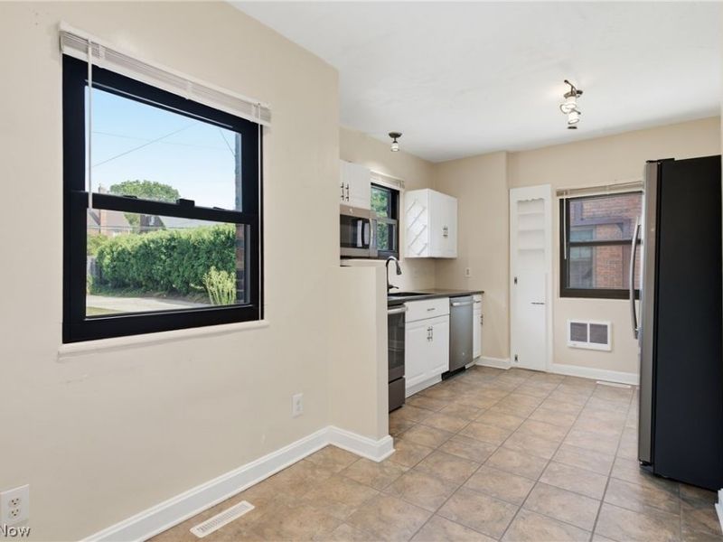 2579 Fenwick Road, University Heights, OH 44118 Photo 15