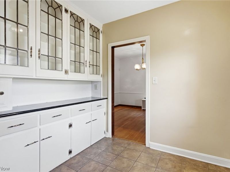 2579 Fenwick Road, University Heights, OH 44118 Photo 16