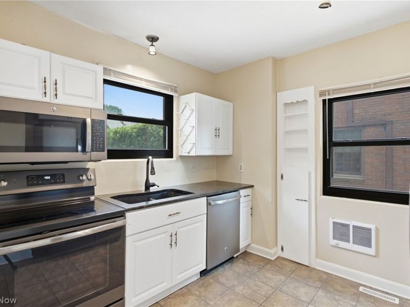 2579 Fenwick Road, University Heights, OH 44118 Photo 17