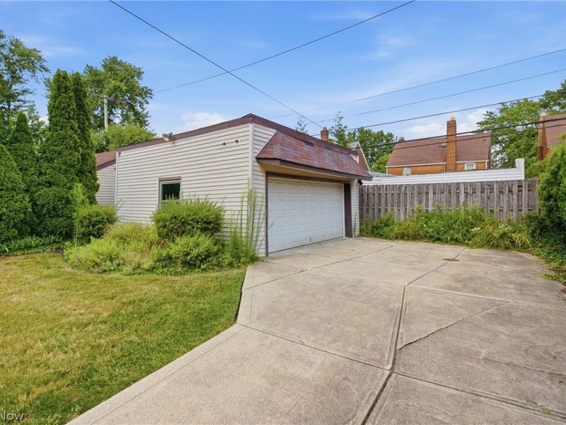 2579 Fenwick Road, University Heights, OH 44118 Photo 33