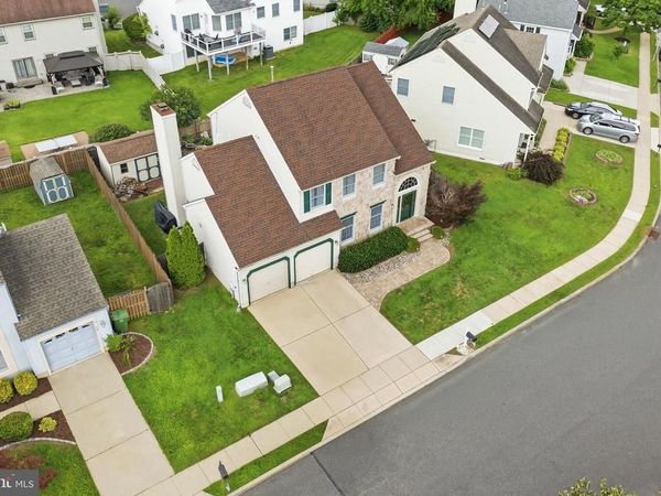 117 STONE HENGE, SWEDESBORO, NJ 08085