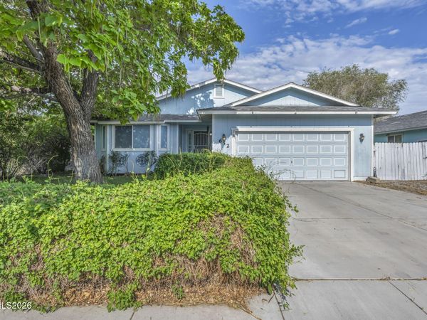 652 Silver Lace Boulevard, Fernley, NV 89408