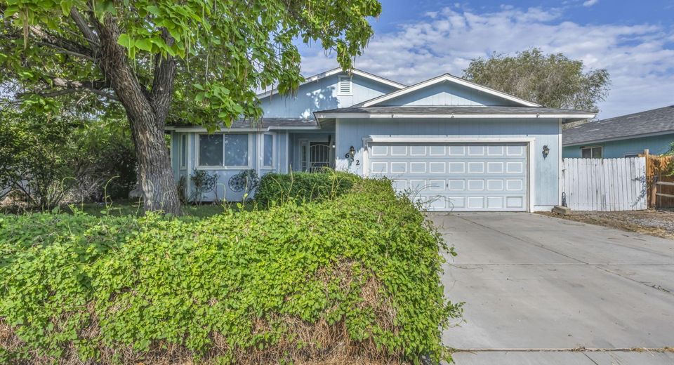 652 Silver Lace Boulevard, Fernley, NV 89408 Photo