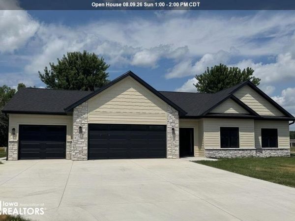 2001 W River Drive, Humboldt, IA 50548