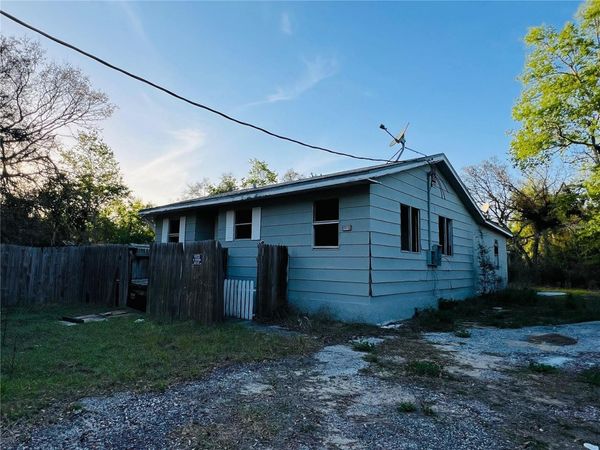 20715 SE 141ST PLACE , UMATILLA, FL 32784