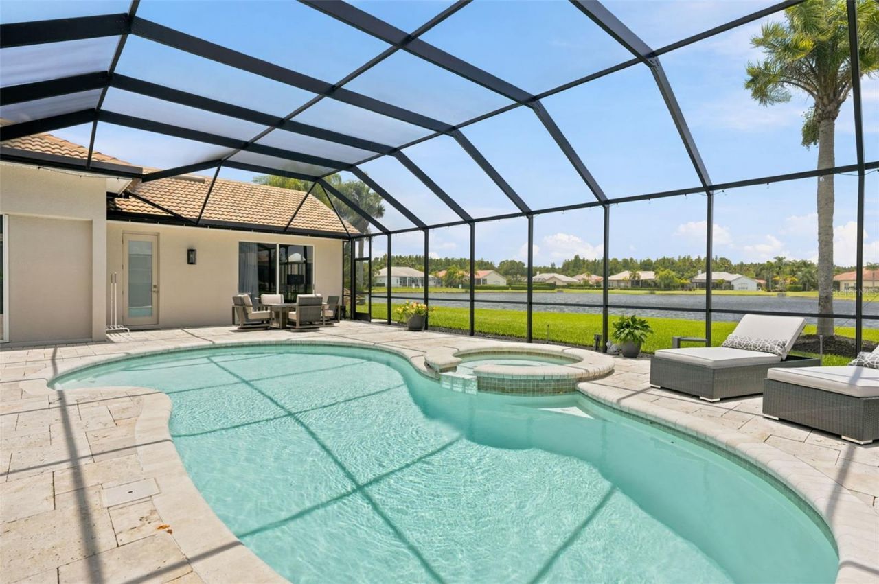 4618 Avenue Longchamps, Lutz, FL 33558 Photo