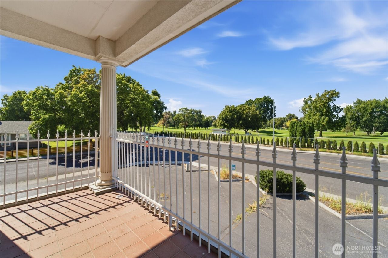 1721 W Kennewick Avenue , Kennewick, WA 99336