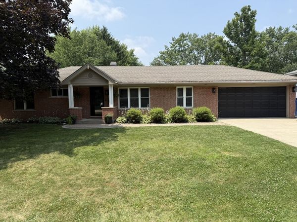 257 Vista Road , Lake Zurich, IL 60047