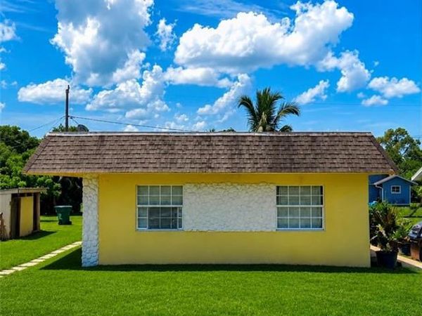 3080 Linwood AVE , NAPLES, FL 34112