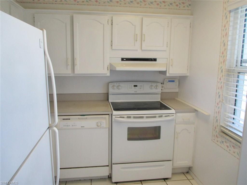 1624 Pine Valley Dr, Unit 217, Fort Myers, FL 33907 Photo