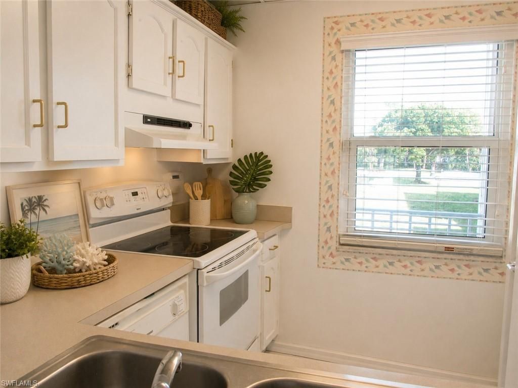 1624 Pine Valley Dr, Unit 217, Fort Myers, FL 33907 Photo