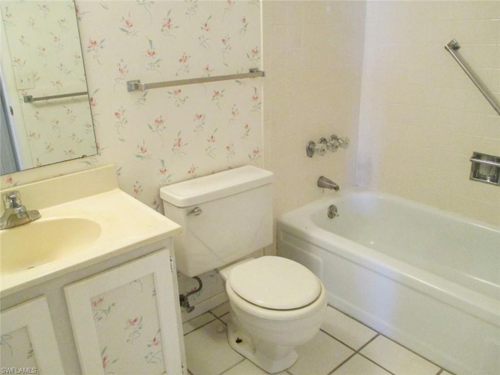 1624 Pine Valley Dr, Unit 217, Fort Myers, FL 33907 Photo