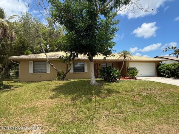 524 Aviation Avenue NE , Palm Bay, FL 32907