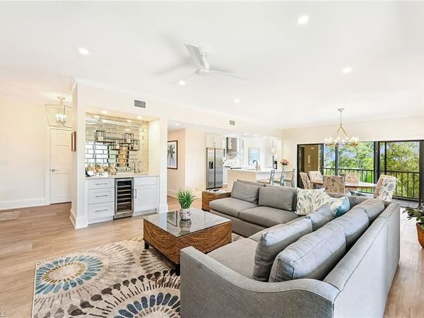 6770 Pelican Bay BLVD E, Unit 242, NAPLES, FL 34108