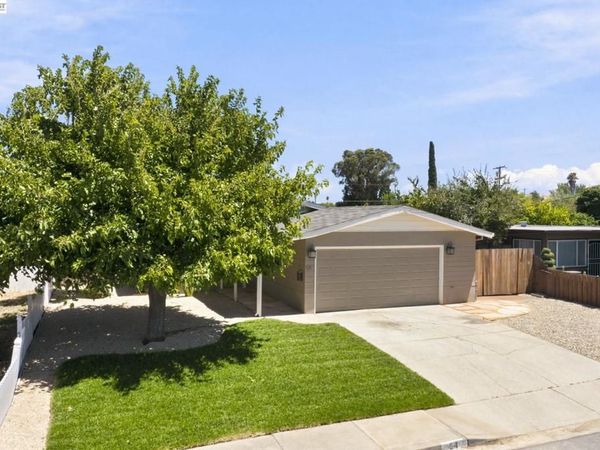 54 LAKEVIEW DRIVE, Bay Point, CA 94565