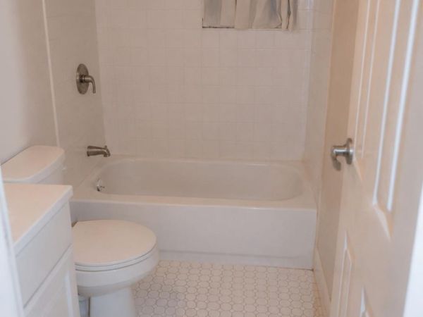 15 Harrison Avenue, Unit #57G, Amityville, NY 11701
