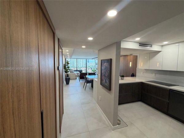 3701 N Country Club Dr , Unit 1209, Aventura, FL 33180