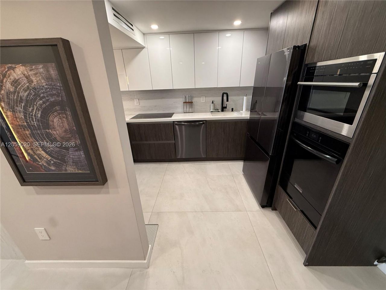 3701 N Country Club Dr, Unit 1209, Aventura, FL 33180 Photo