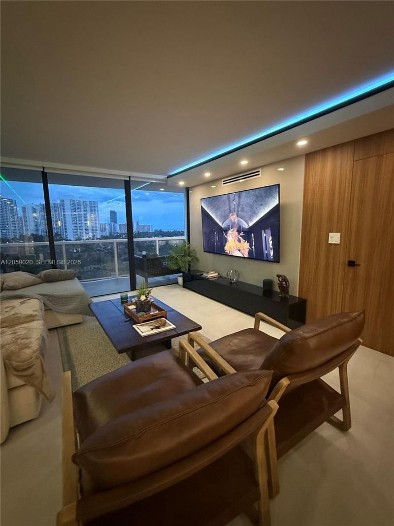 3701 N Country Club Dr, Unit 1209, Aventura, FL 33180 Photo