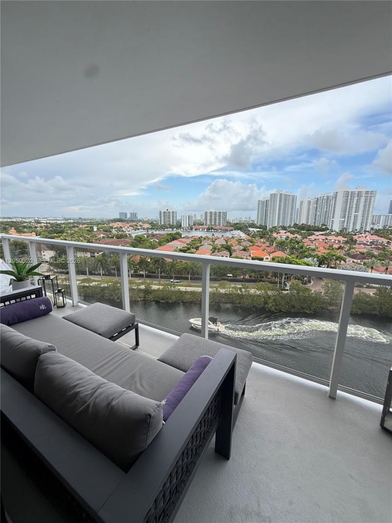 3701 N Country Club Dr, Unit 1209, Aventura, FL 33180 Photo