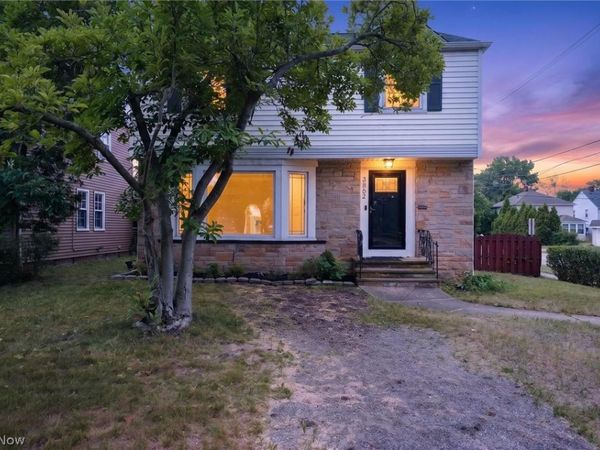 3862 Silsby Road , University Heights, OH 44118