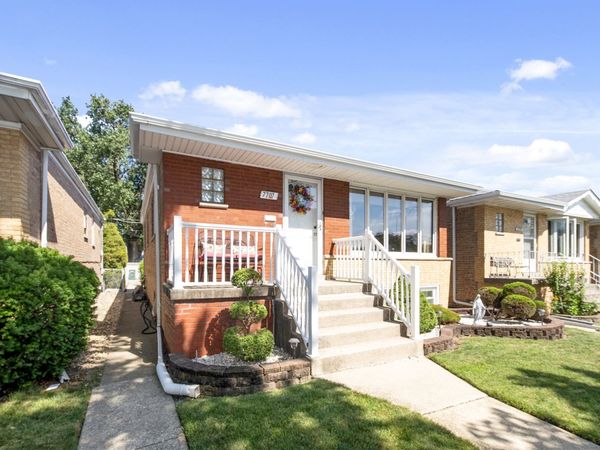 7707 Merrimac Avenue , Burbank, IL 60459