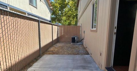 1317 Powell Lane, Reno, NV 89502 Photo