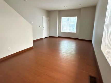 1317 Powell Lane, Reno, NV 89502 Photo