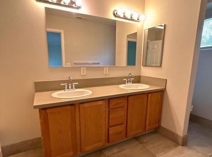 1317 Powell Lane, Reno, NV 89502 Photo