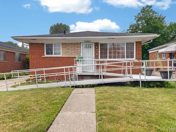 18861 Dequindre Street, Detroit, MI 48234