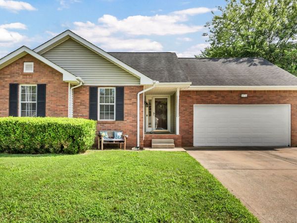 3230 N Senseney Cir , Clarksville, TN 37042