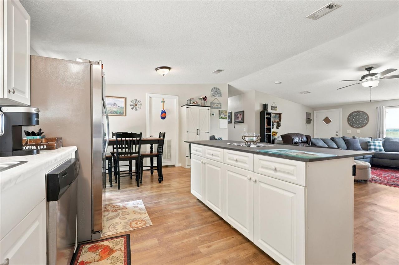 3562 NW 20th Avenue, Bell, FL 32619 Photo