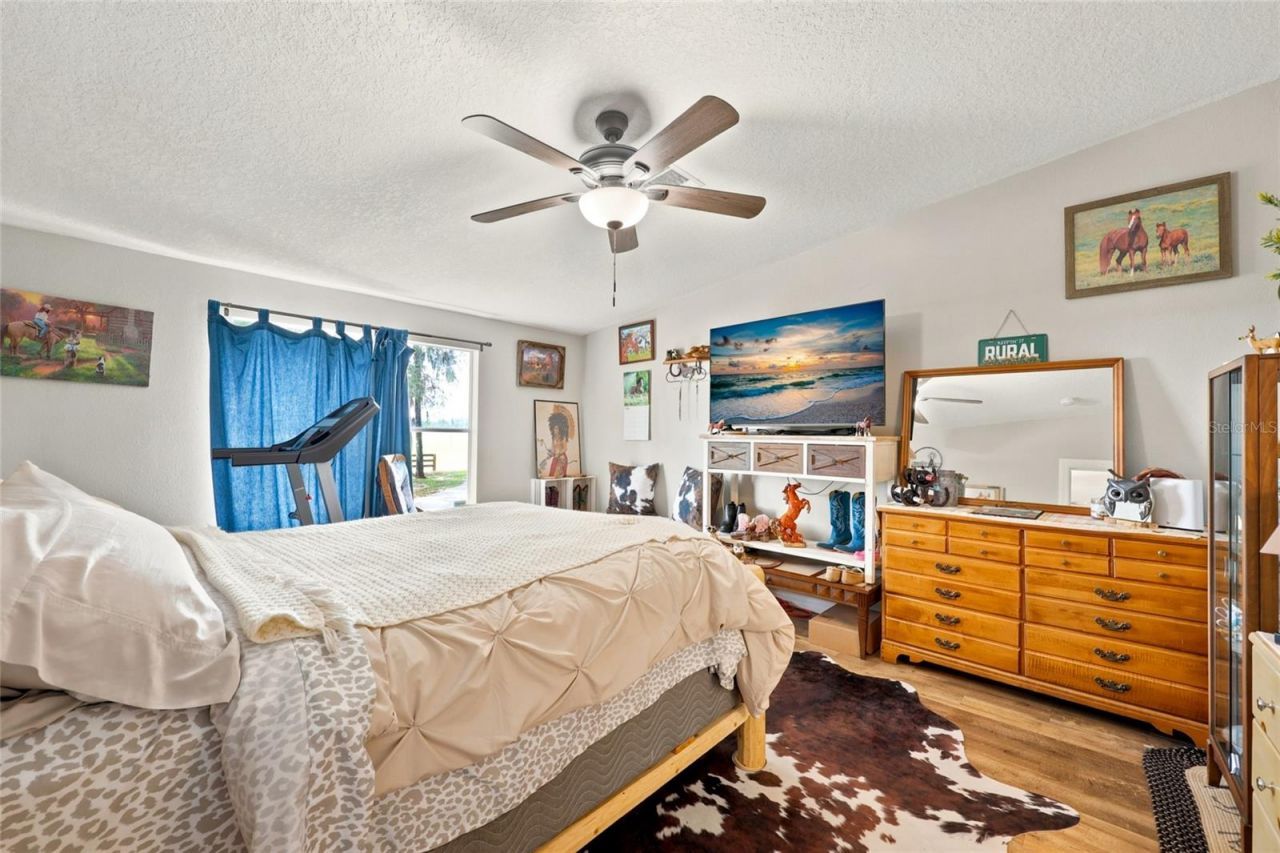 3562 NW 20th Avenue, Bell, FL 32619 Photo