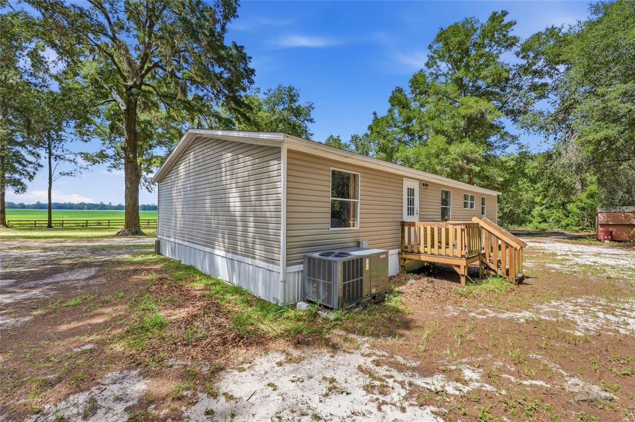 3562 NW 20th Avenue, Bell, FL 32619 Photo