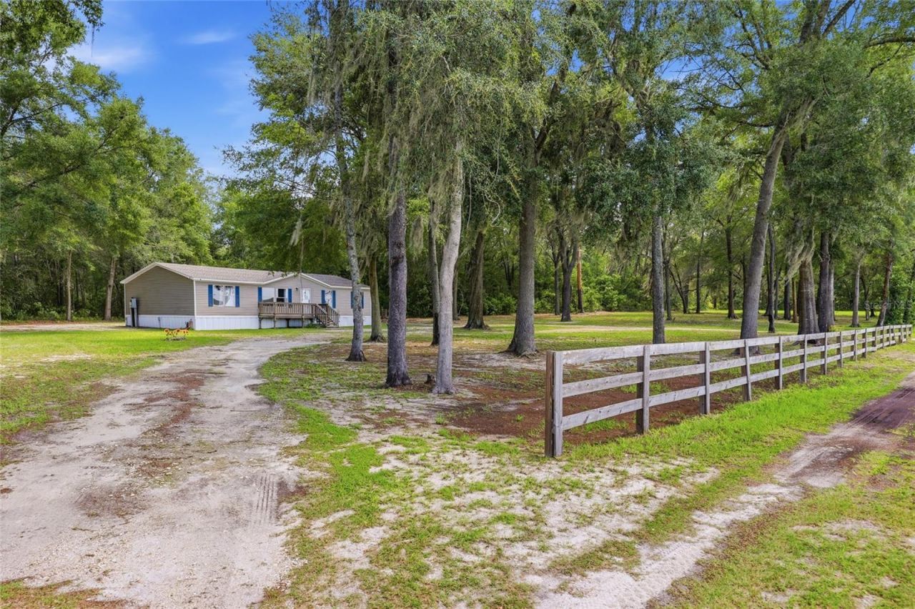 3562 NW 20th Avenue, Bell, FL 32619 Photo