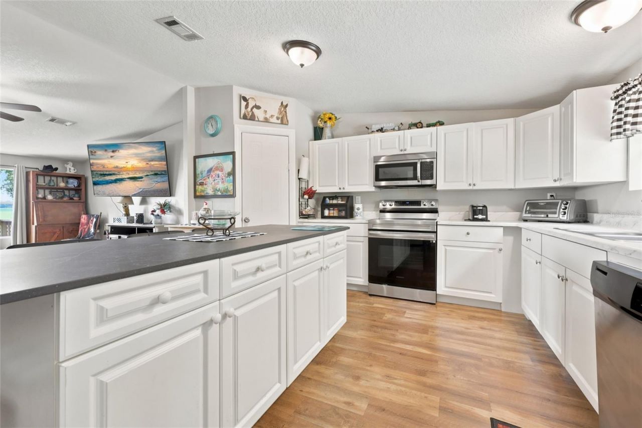 3562 NW 20th Avenue, Bell, FL 32619 Photo