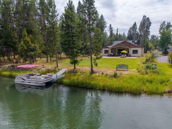17121 Merganser Drive, Bend, OR 97707