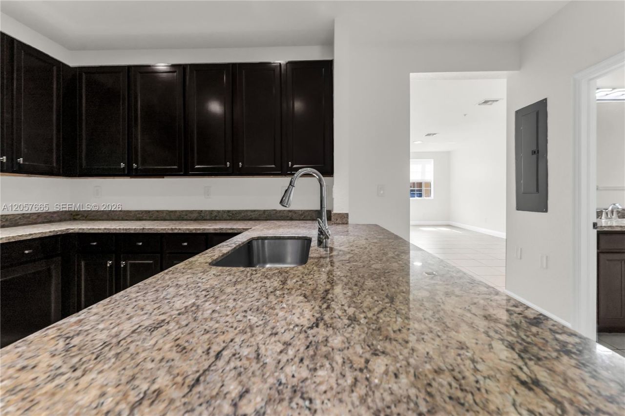 950 SW 147th Ave , Unit 2611, Pembroke Pines, FL 33027 Photo
