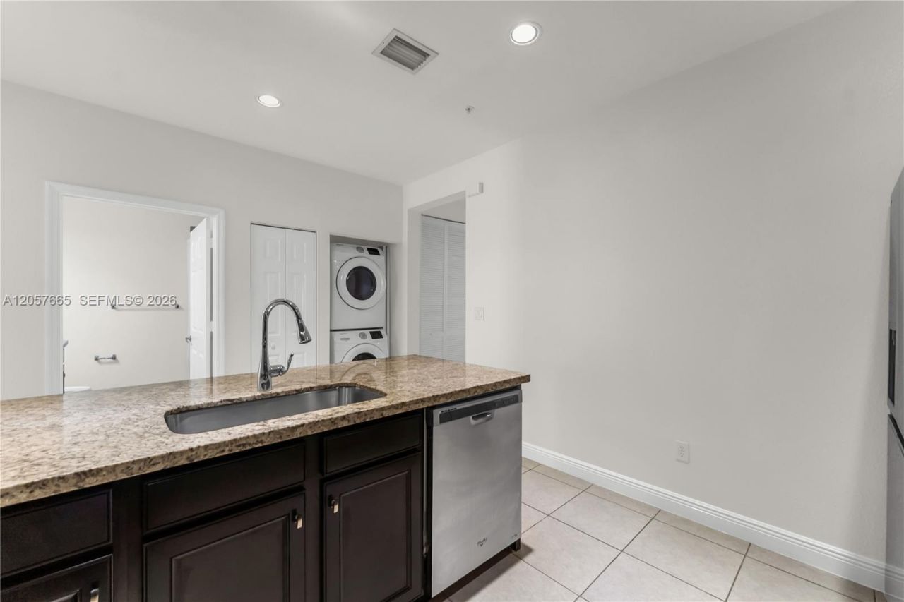 950 SW 147th Ave , Unit 2611, Pembroke Pines, FL 33027 Photo