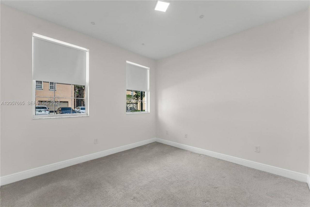 950 SW 147th Ave , Unit 2611, Pembroke Pines, FL 33027 Photo