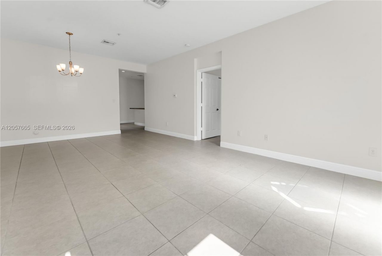 950 SW 147th Ave , Unit 2611, Pembroke Pines, FL 33027 Photo