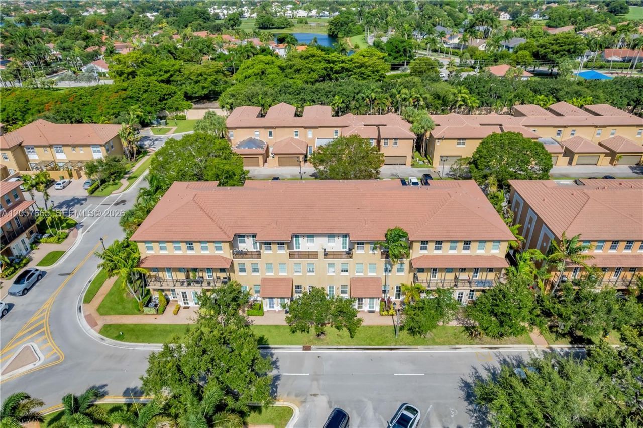 950 SW 147th Ave , Unit 2611, Pembroke Pines, FL 33027 Photo