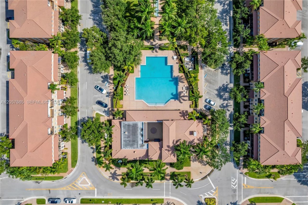 950 SW 147th Ave , Unit 2611, Pembroke Pines, FL 33027 Photo