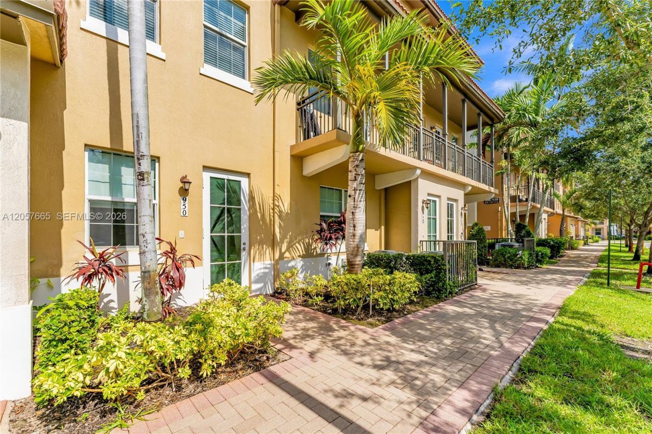 950 SW 147th Ave , Unit 2611, Pembroke Pines, FL 33027 Photo