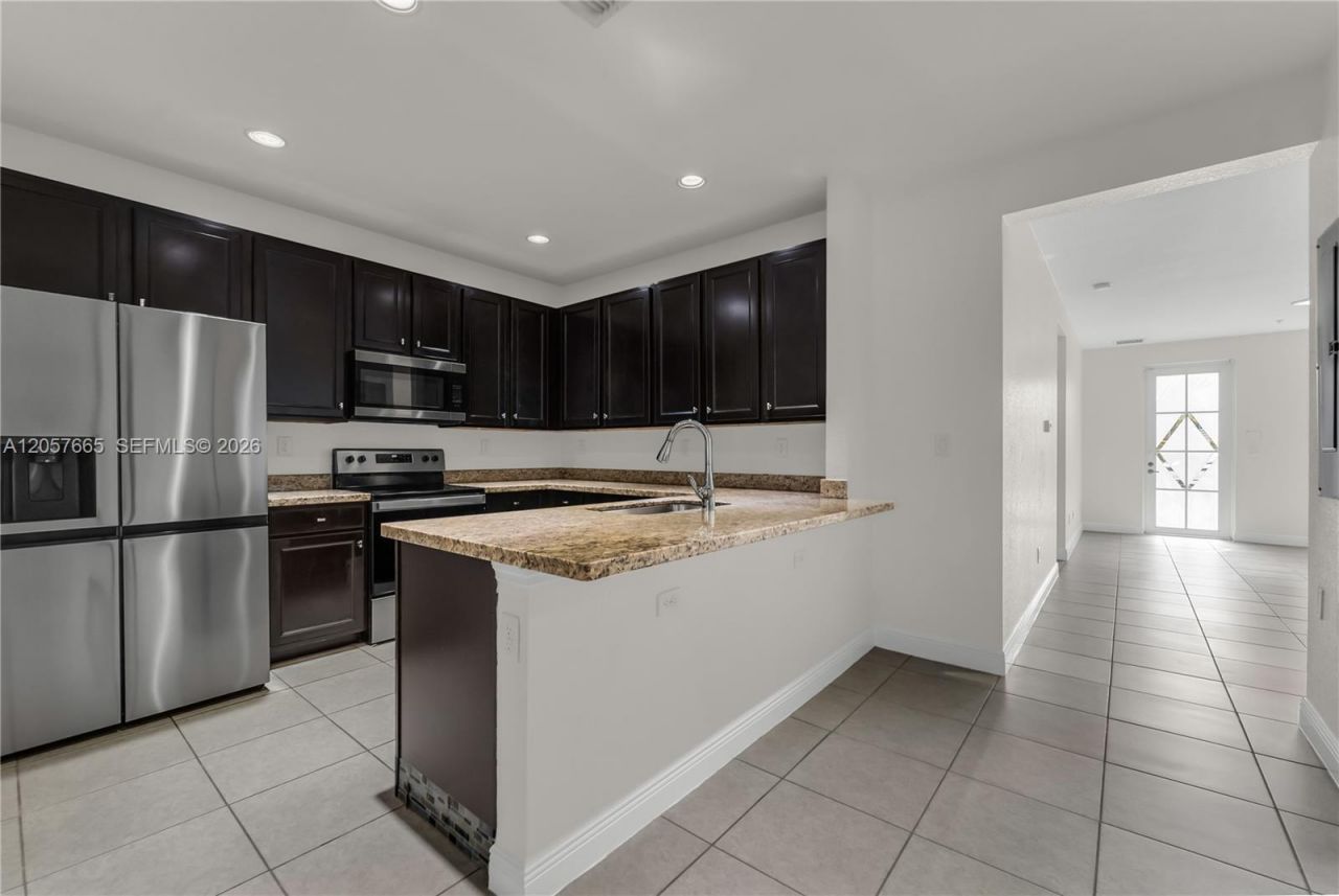 950 SW 147th Ave , Unit 2611, Pembroke Pines, FL 33027 Photo
